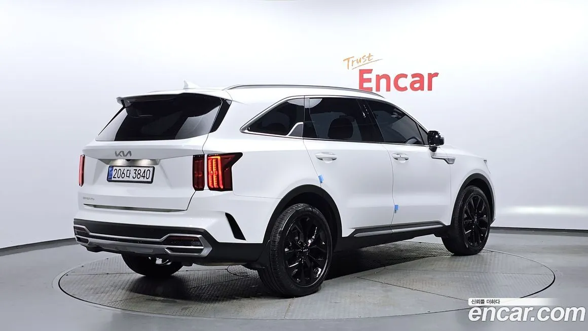 Kia Sorento 2023 из KR, фото 2