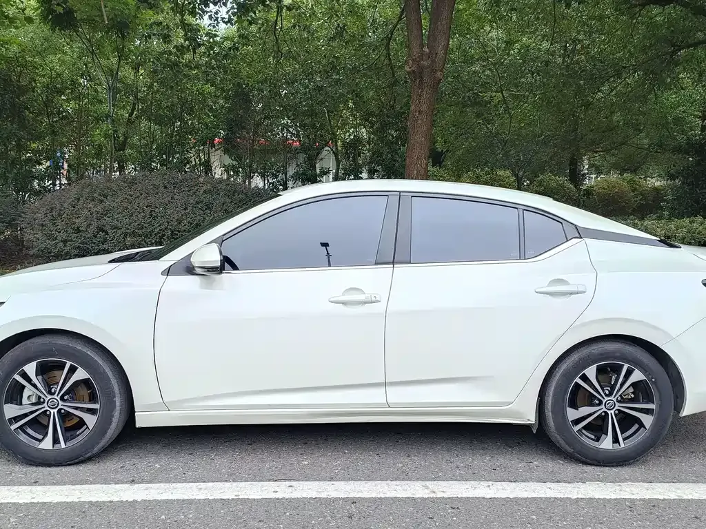 Nissan Sylphy — фото 4