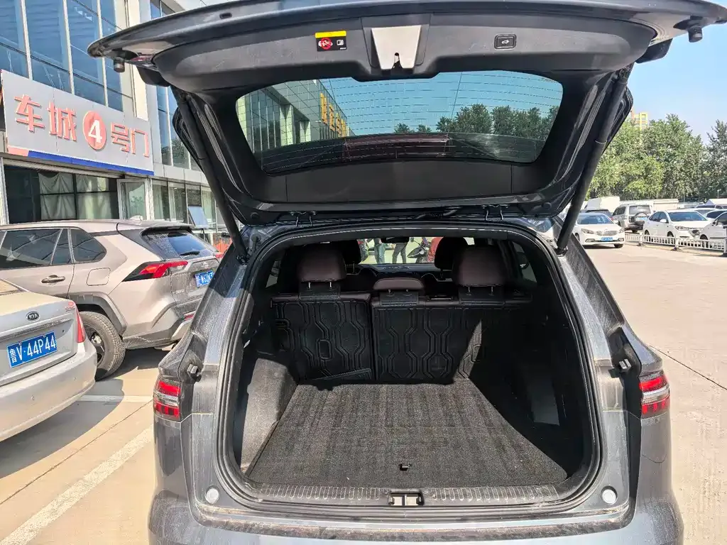 Geely Xingyue L 2022 из CN, фото 3
