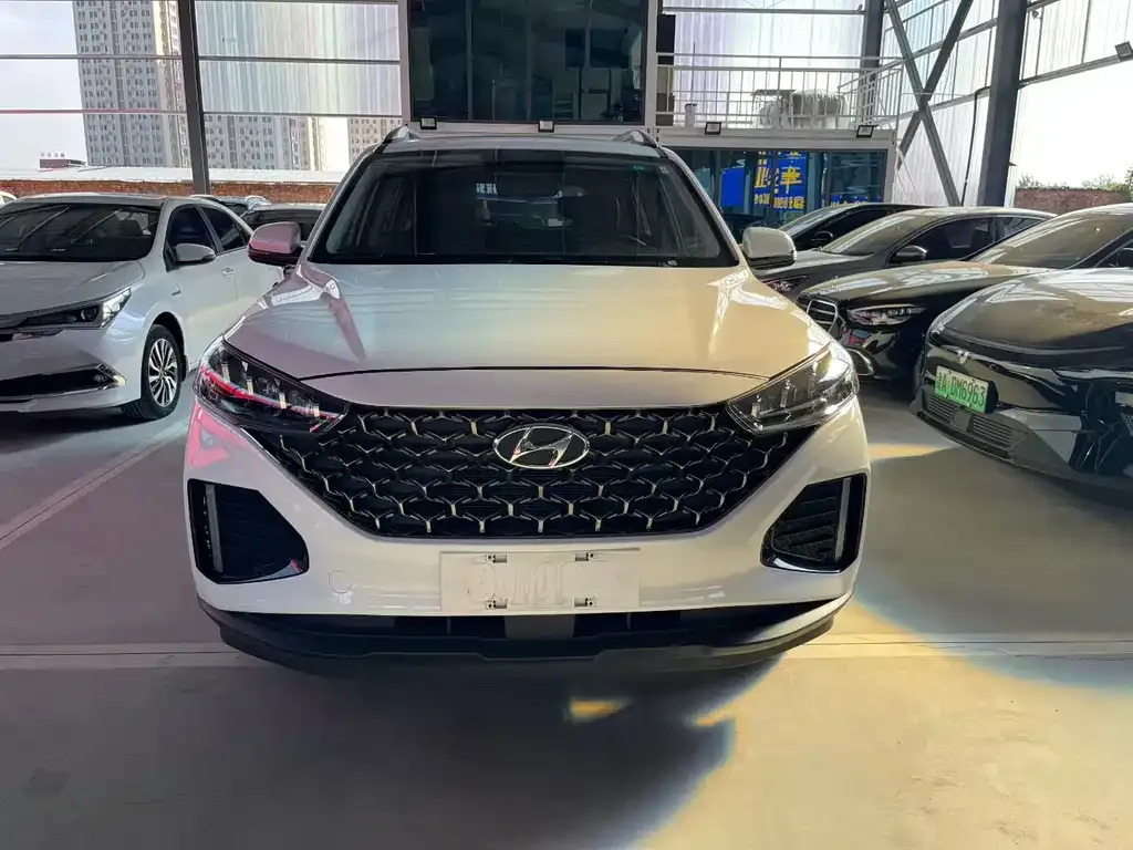 Hyundai ix35 2022 из CN, фото 2