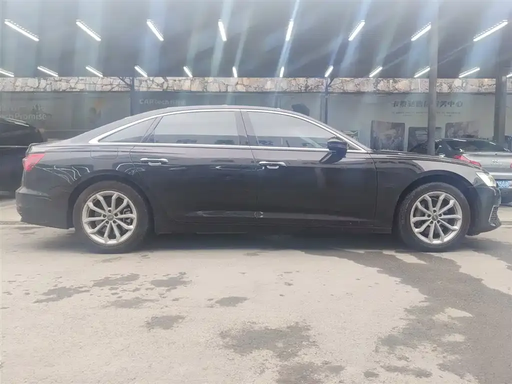 Audi A6L 2021 из CN, фото 7