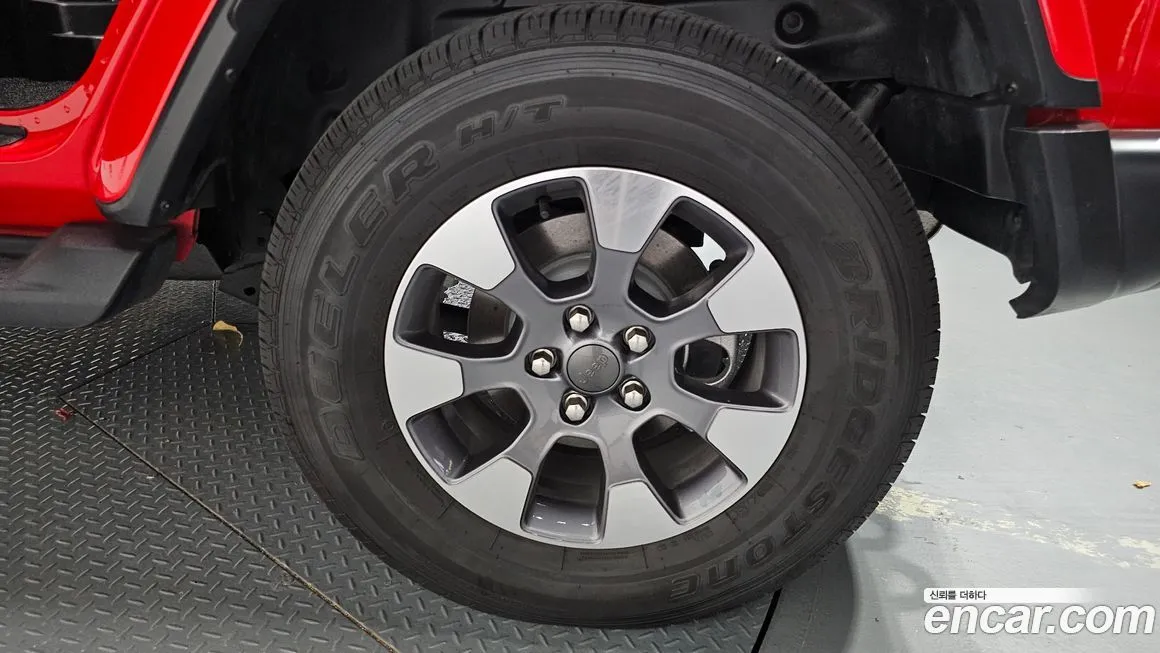 Jeep Wrangler 2023 из KR, фото 5