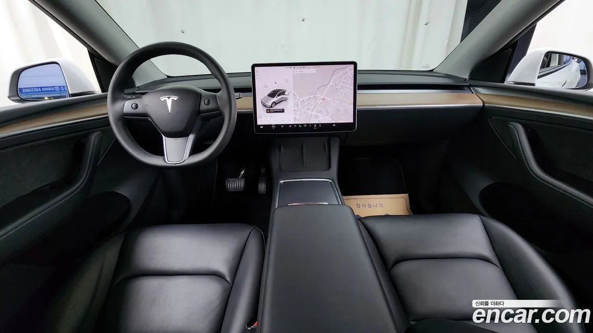 Tesla Model Y — фото 7