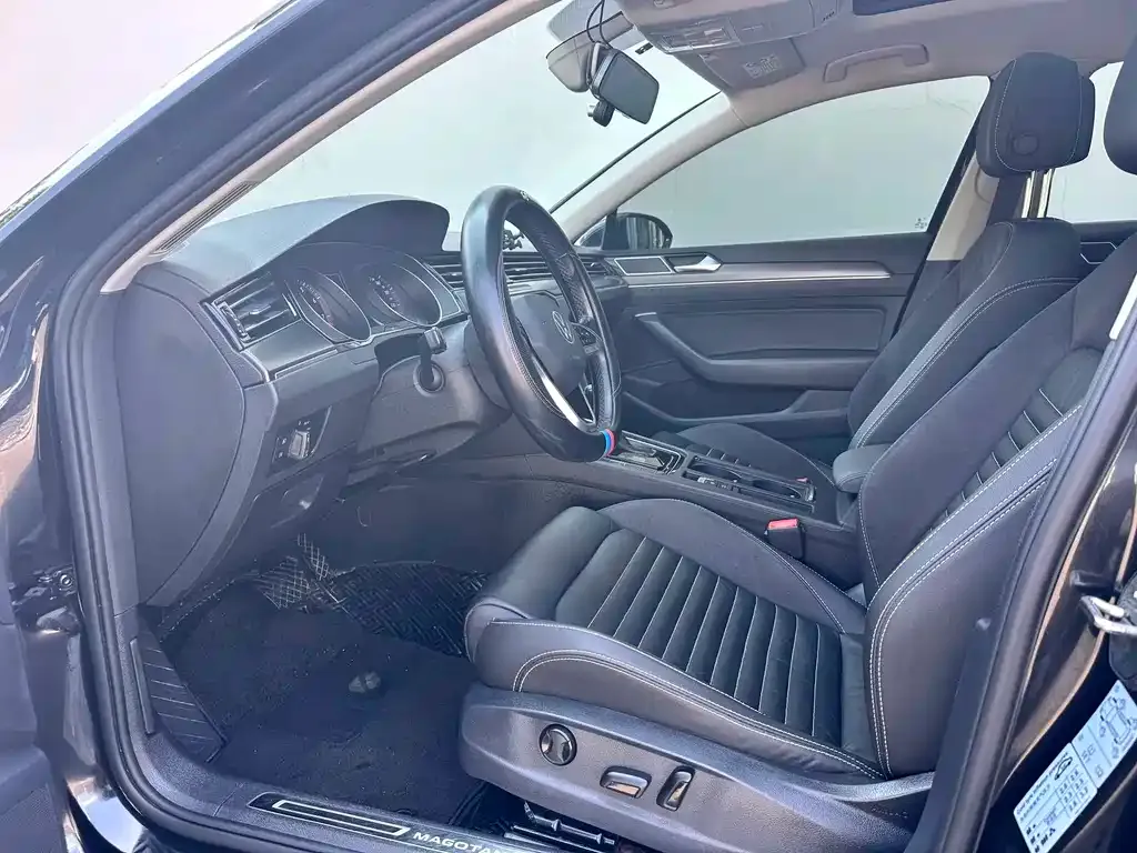 Volkswagen Magotan 2021 из CN, фото 4