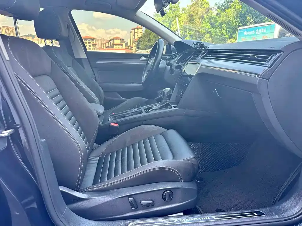 Volkswagen Magotan 2021 из CN, фото 8