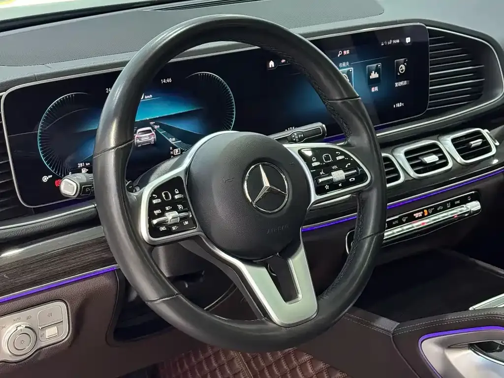 Mercedes-Benz GLE — фото 7