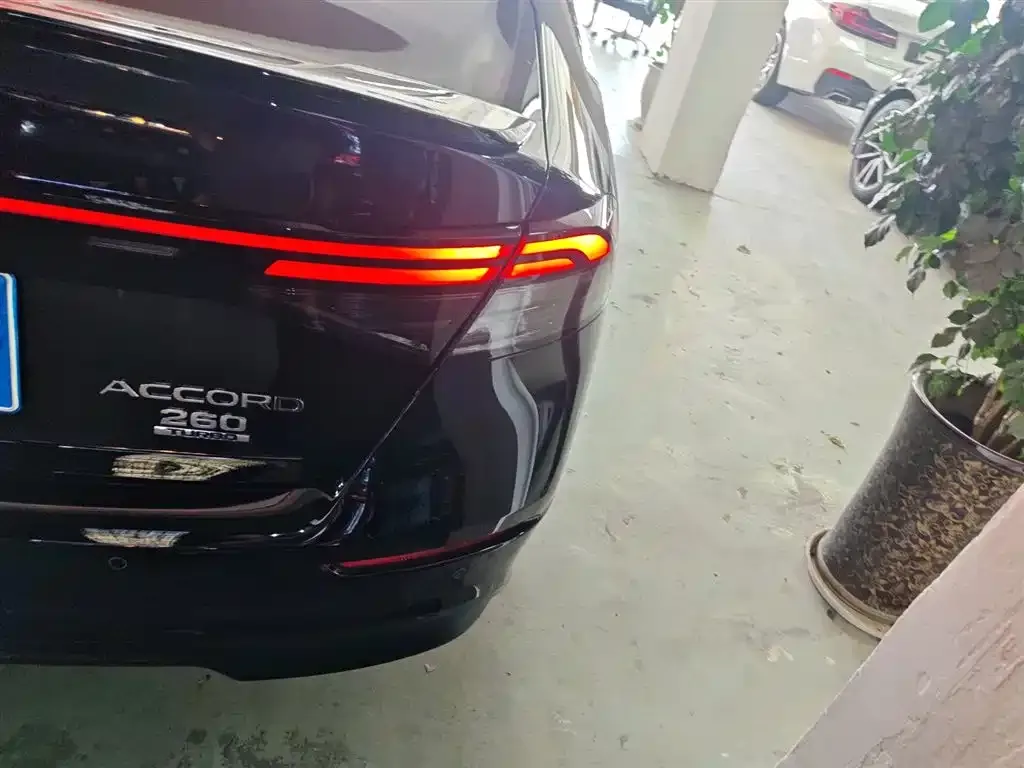 Honda Accord 2023 из CN, фото 8