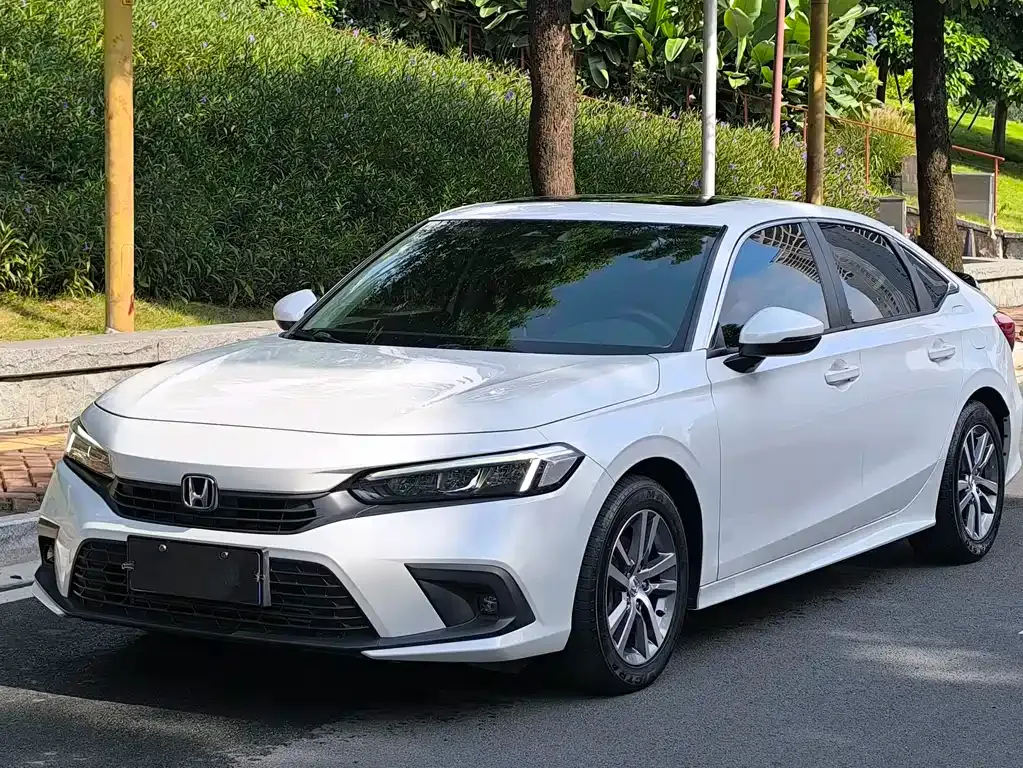 Honda Civic — фото 1