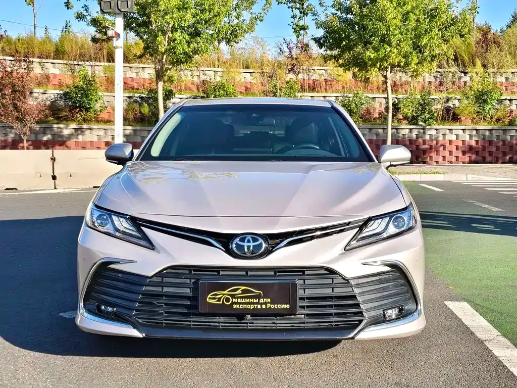 Toyota Camry 2021 из CN, фото 2