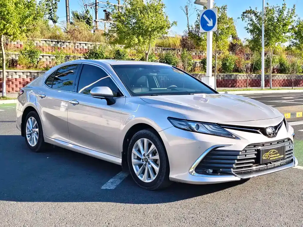 Toyota Camry 2021 из CN, фото 3
