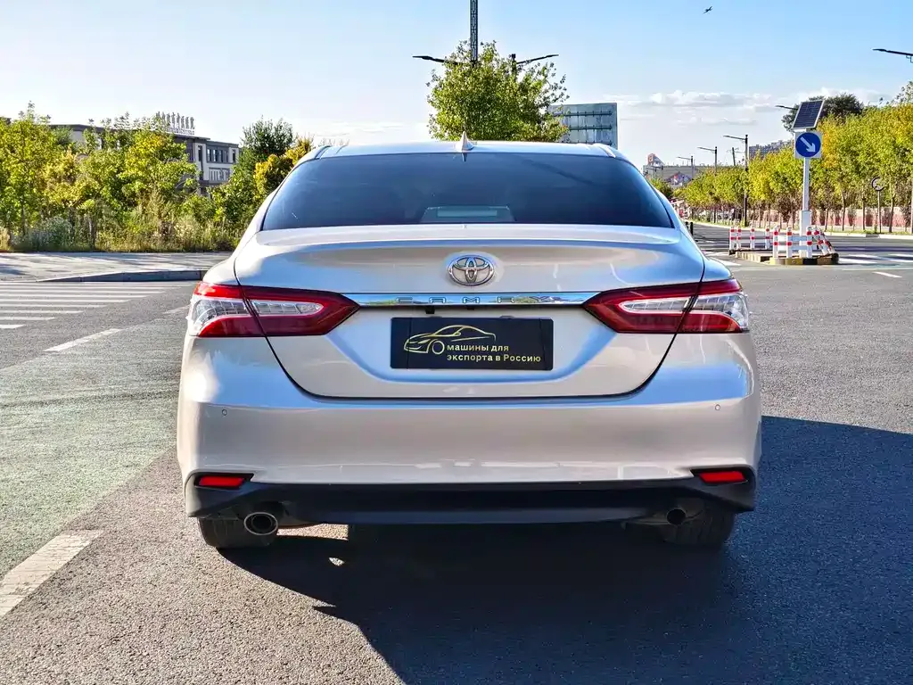 Toyota Camry 2021 из CN, фото 4