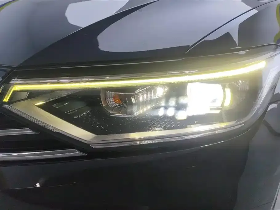 Volkswagen Magotan 2021 из CN, фото 5