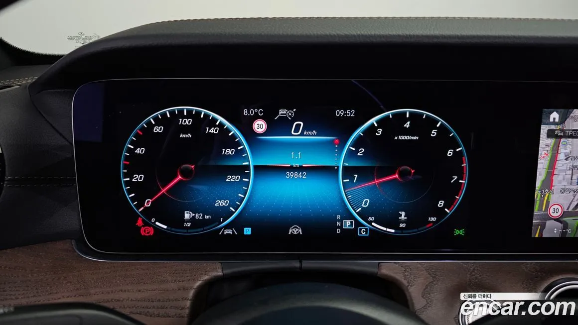 Mercedes-Benz E-Class 2022 из KR, фото 8