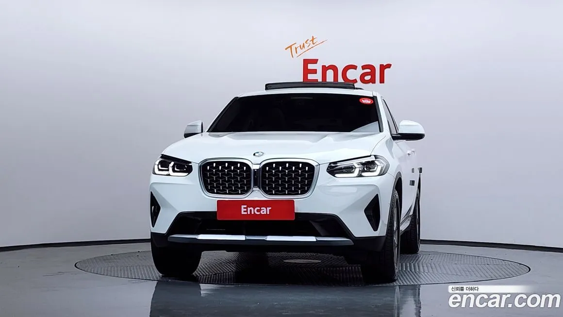 BMW X4 2023 из KR, фото 3