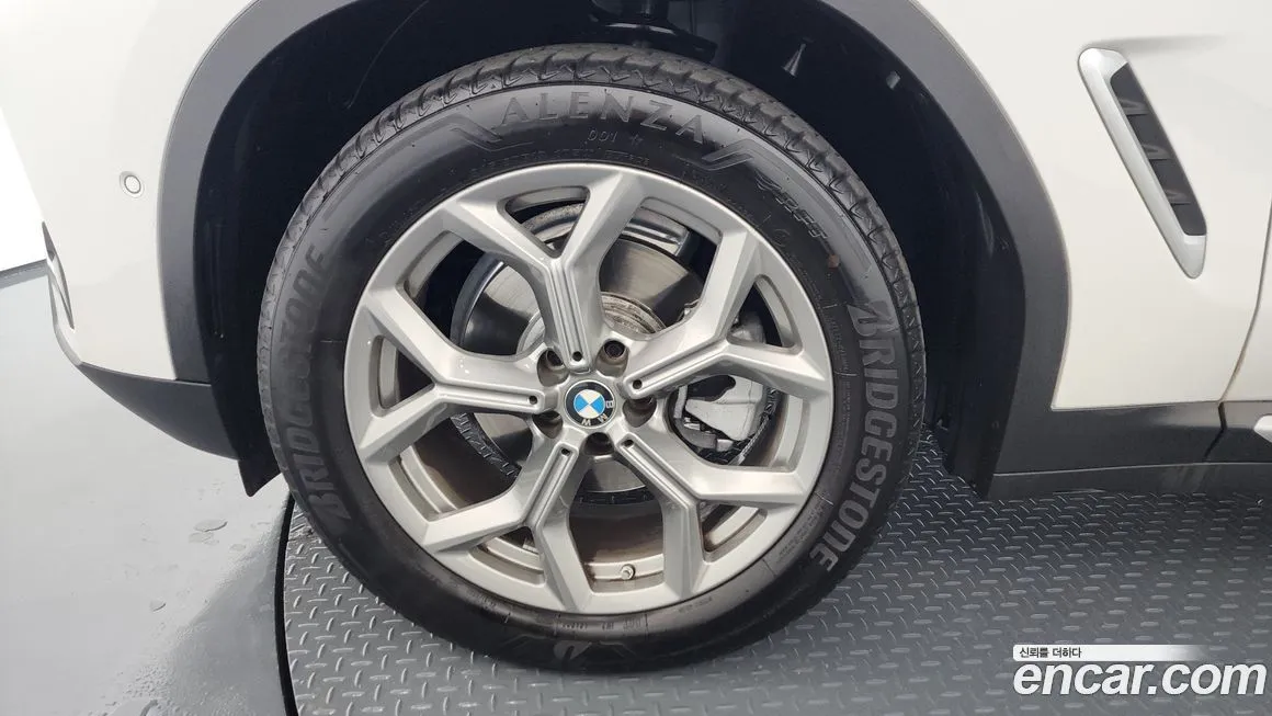 BMW X4 2023 из KR, фото 5