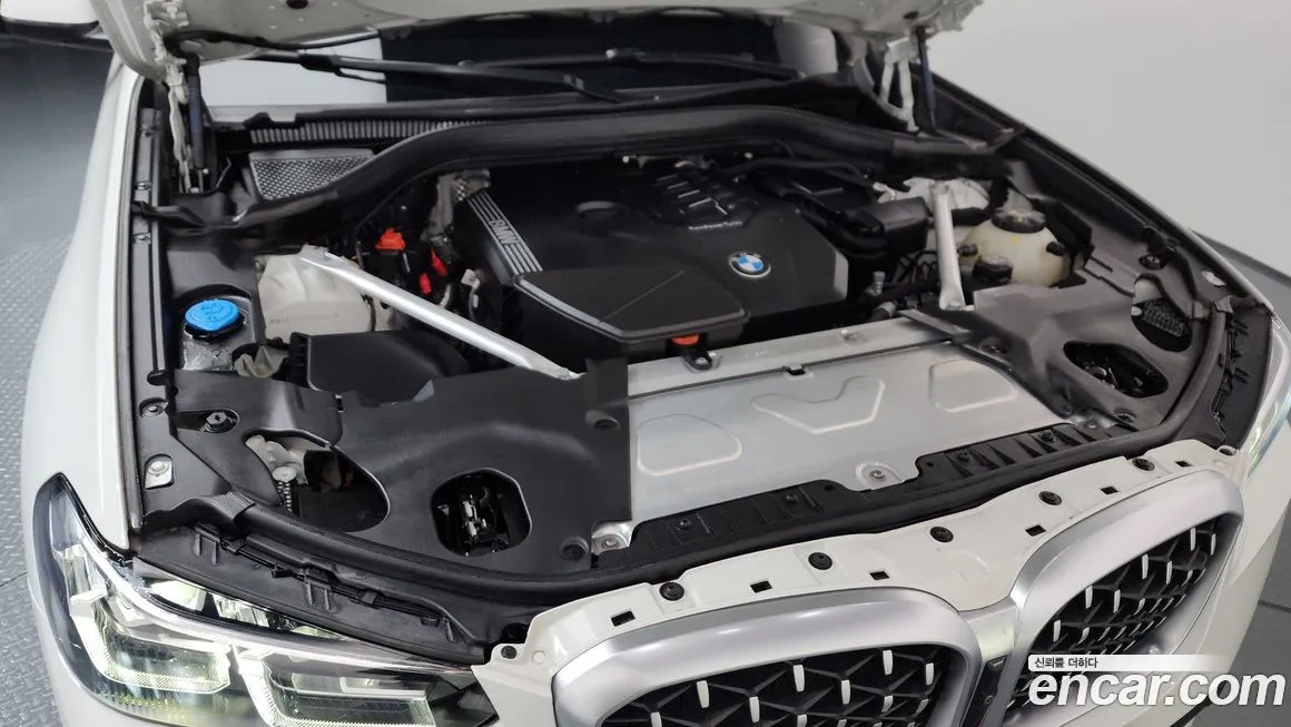 BMW X4 2023 из KR, фото 6