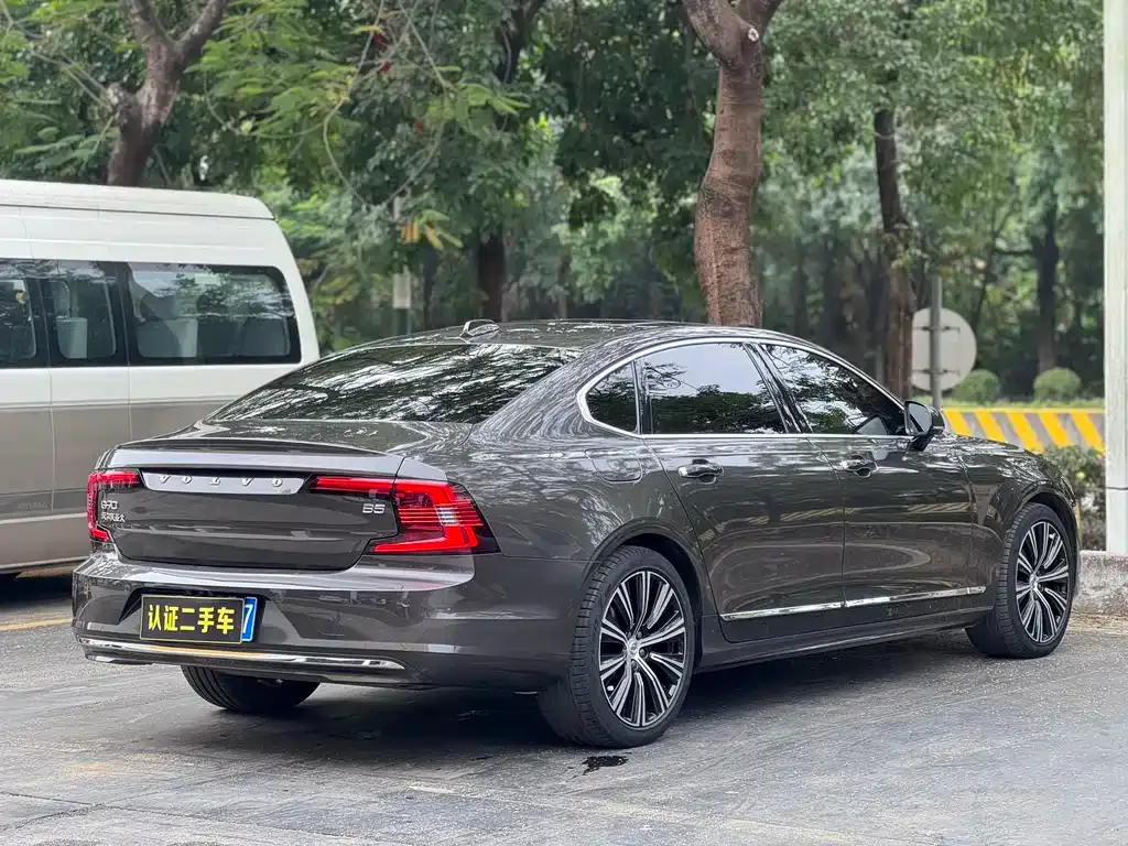 Volvo S90 2023 из CN, фото 10