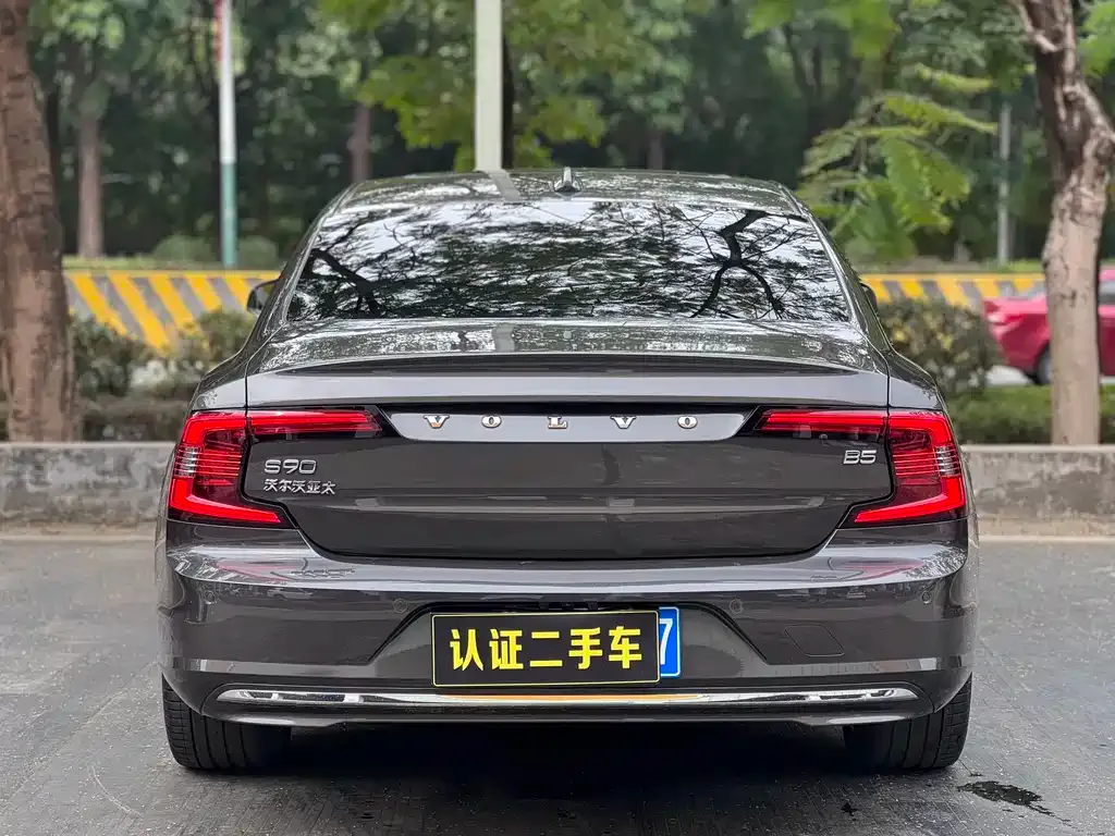 Volvo S90 2023 из CN, фото 9