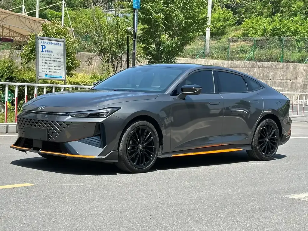 Changan UNI-V 2025 из CN, фото 1