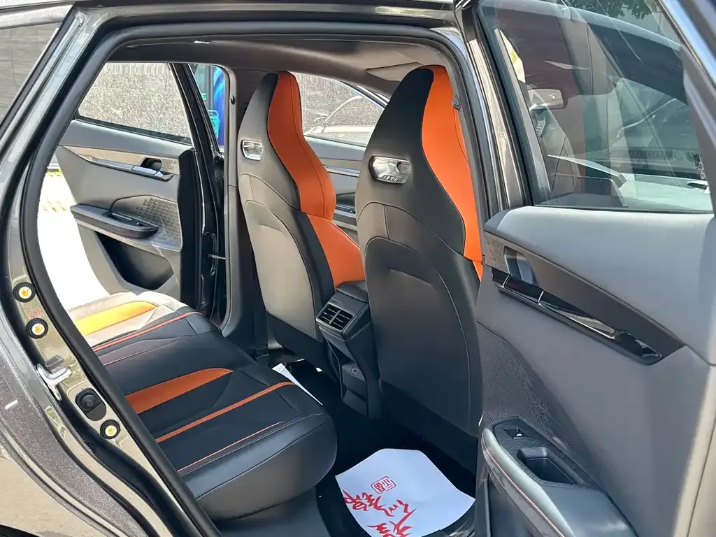 Changan UNI-V 2025 из CN, фото 8