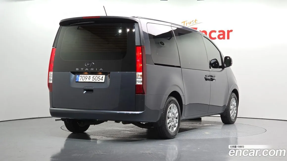 Hyundai Staria 2025 из KR, фото 2