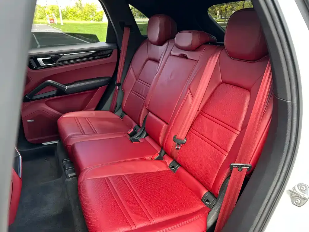 Porsche Cayenne 2023 из CN, фото 10