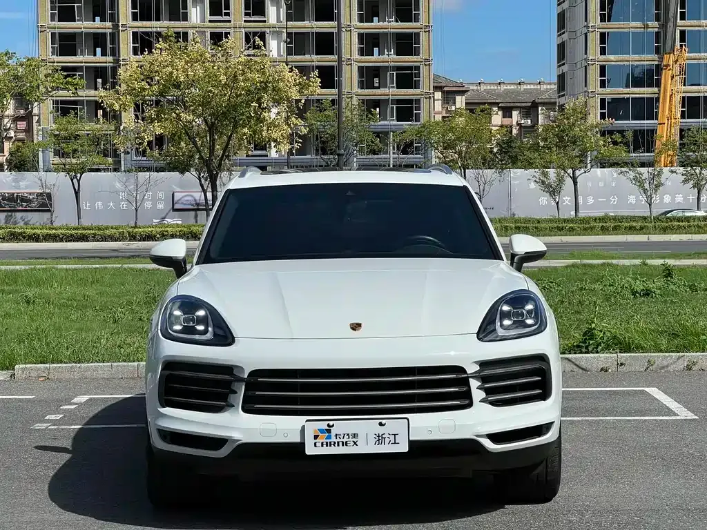 Porsche Cayenne 2023 из CN, фото 2