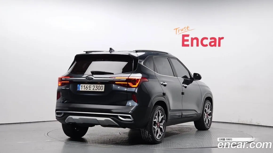 Kia Seltos 2022 из KR, фото 2