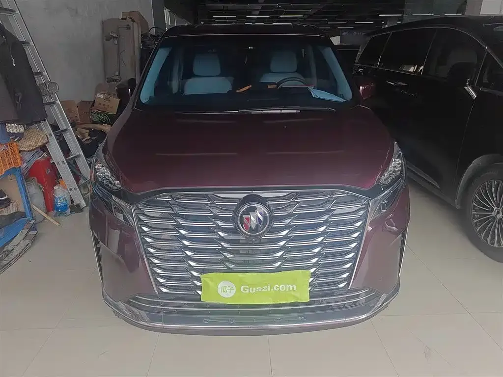 Buick GL8 2023 из CN, фото 3