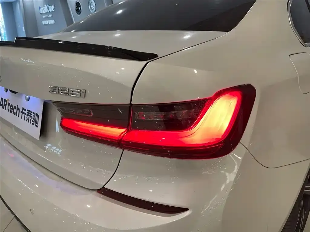 BMW 3 Series 2022 из CN, фото 6