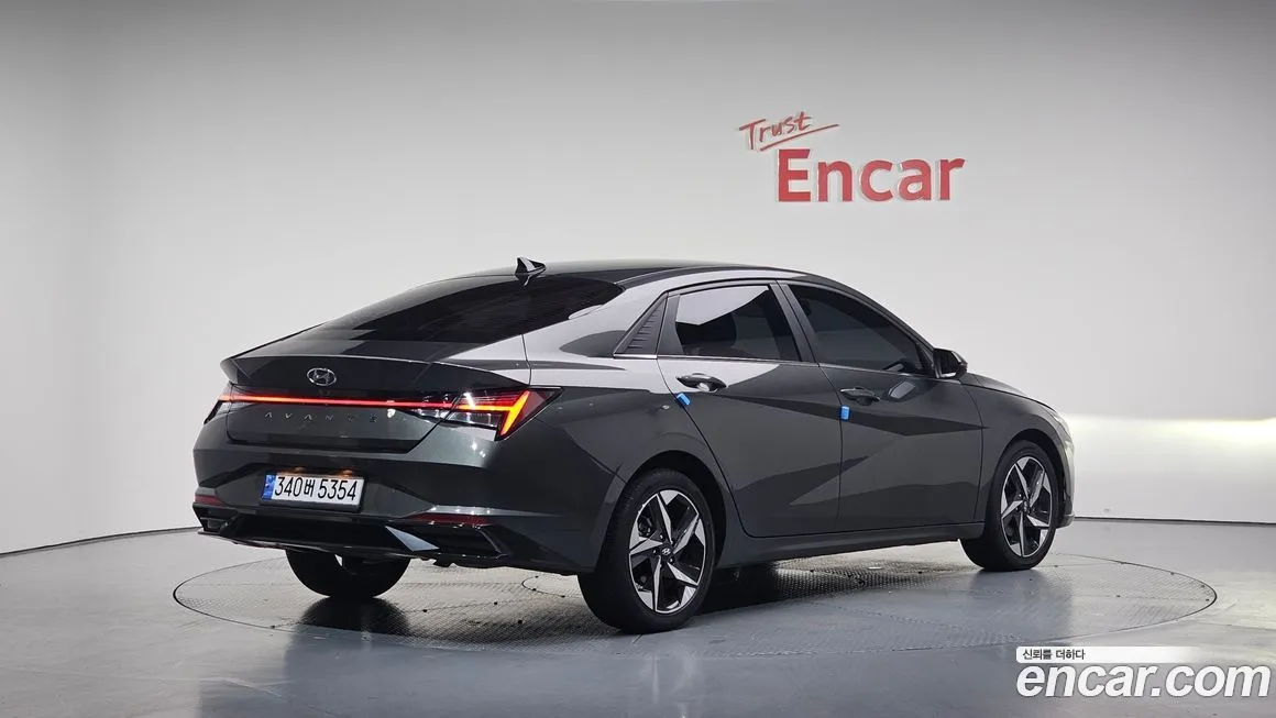 Hyundai AVANTE — фото 2