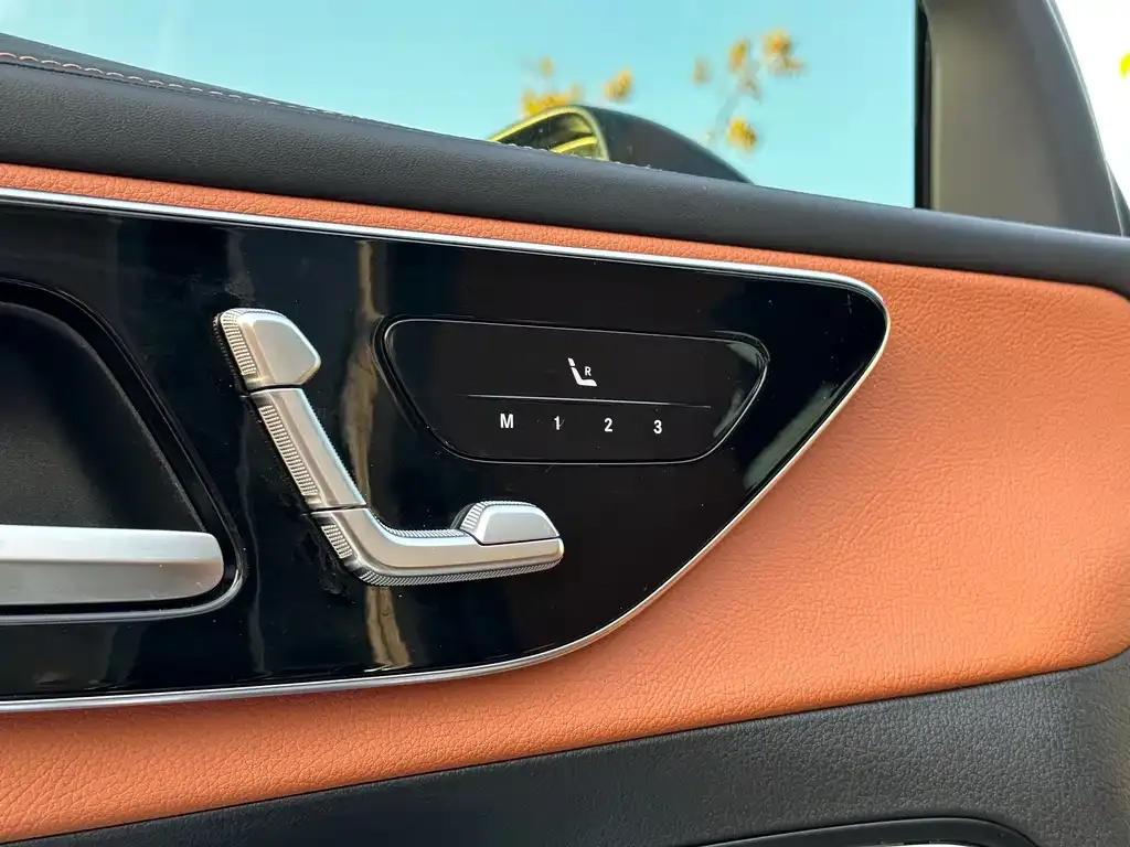 Mercedes-Benz GLC 2024 из CN, фото 4