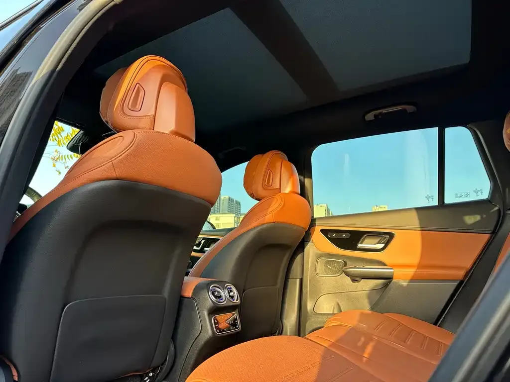 Mercedes-Benz GLC 2024 из CN, фото 7