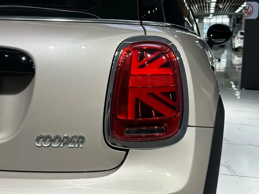 MINI Cooper (3-door) 2021 из CN, фото 8