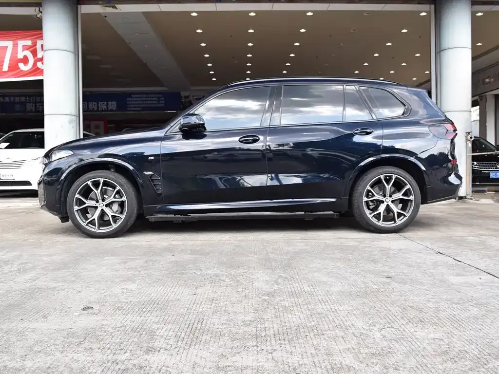 BMW X5 2024 из CN, фото 4