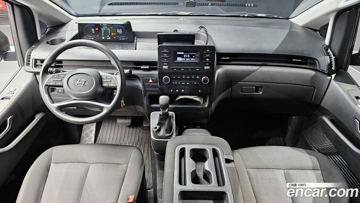 Hyundai Staria — фото 7