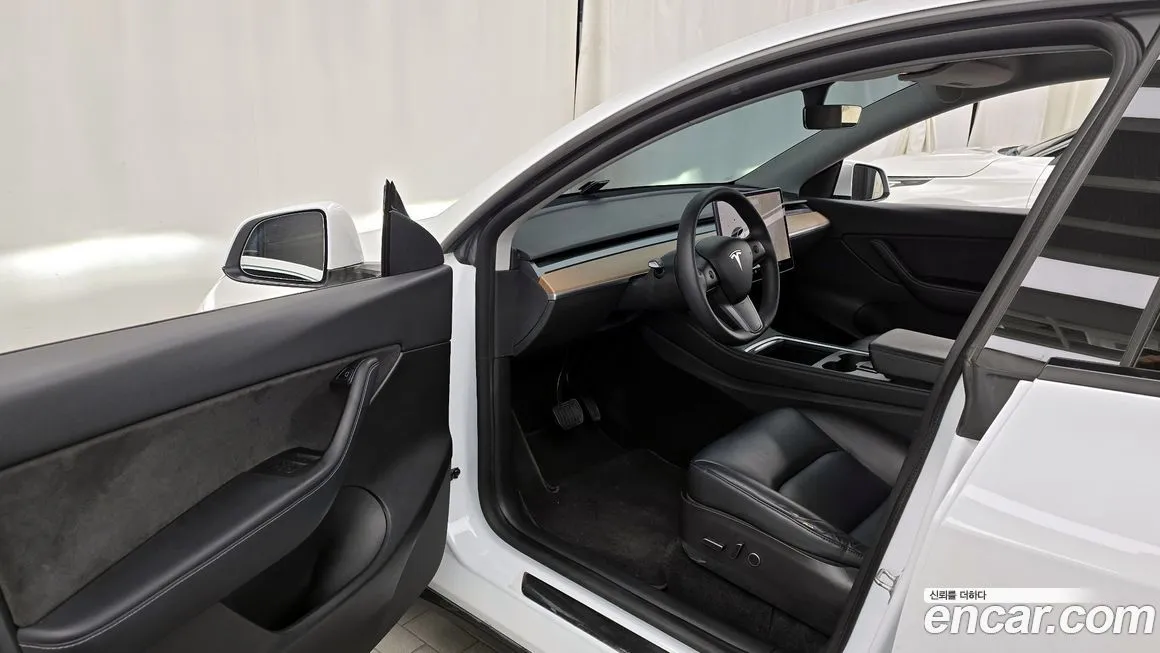 Tesla Model Y 2021 из KR, фото 10