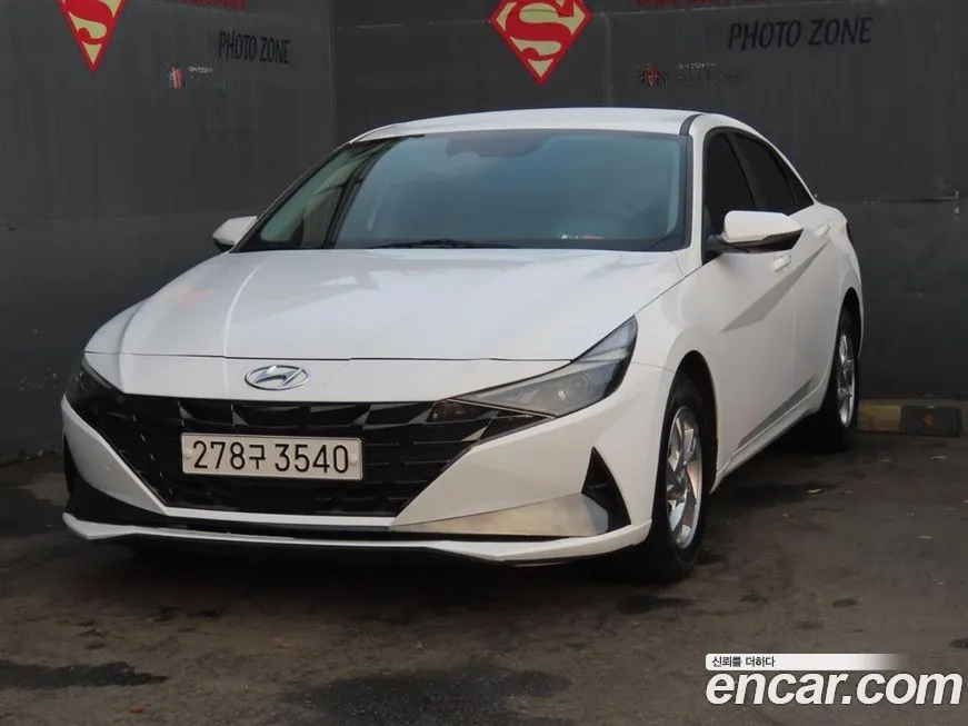 Hyundai AVANTE — фото 1