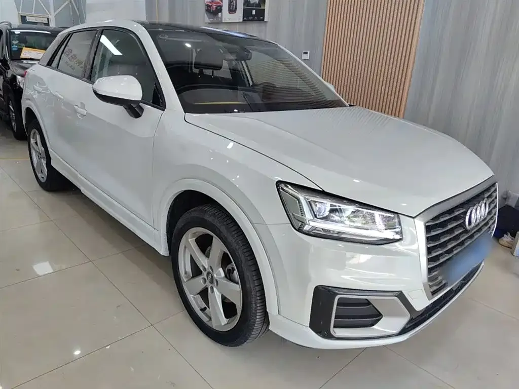 Audi Q2L 2021 из CN, фото 4