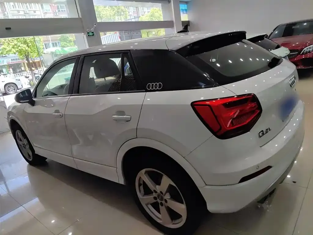 Audi Q2L 2021 из CN, фото 5