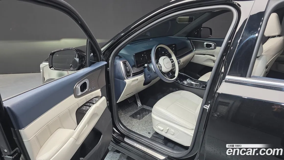Kia Sorento — фото 10