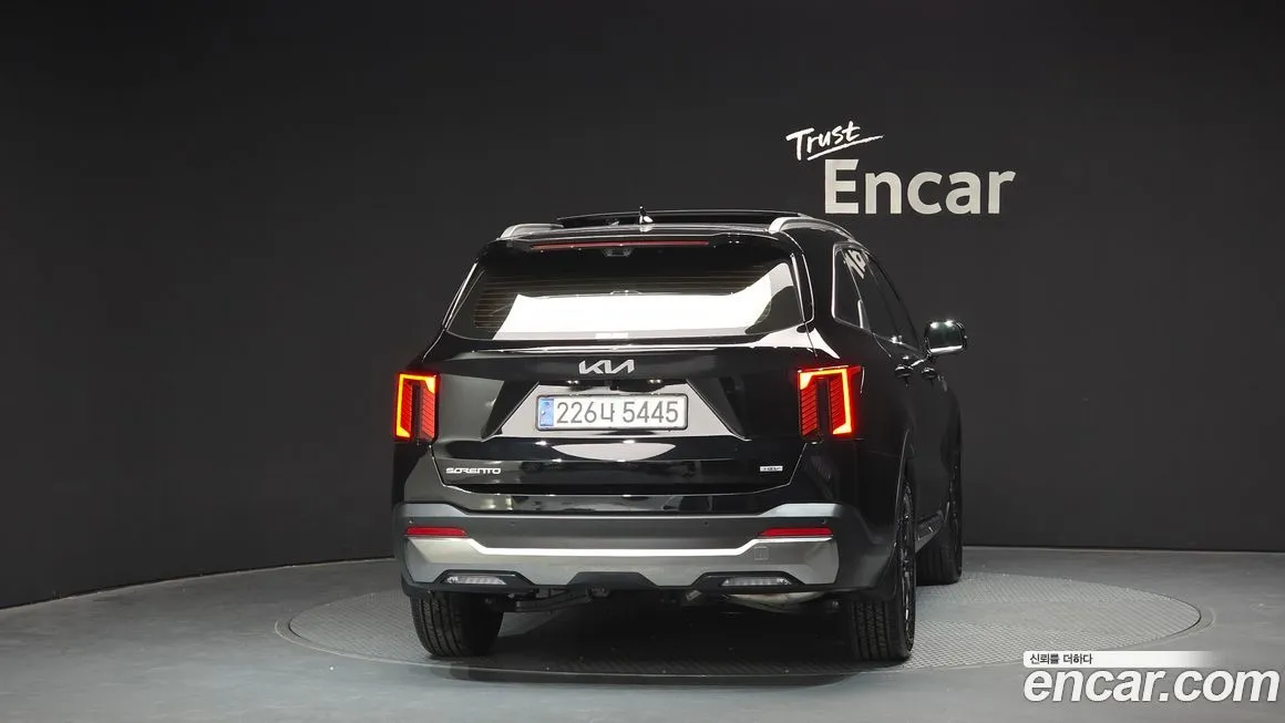 Kia Sorento — фото 4