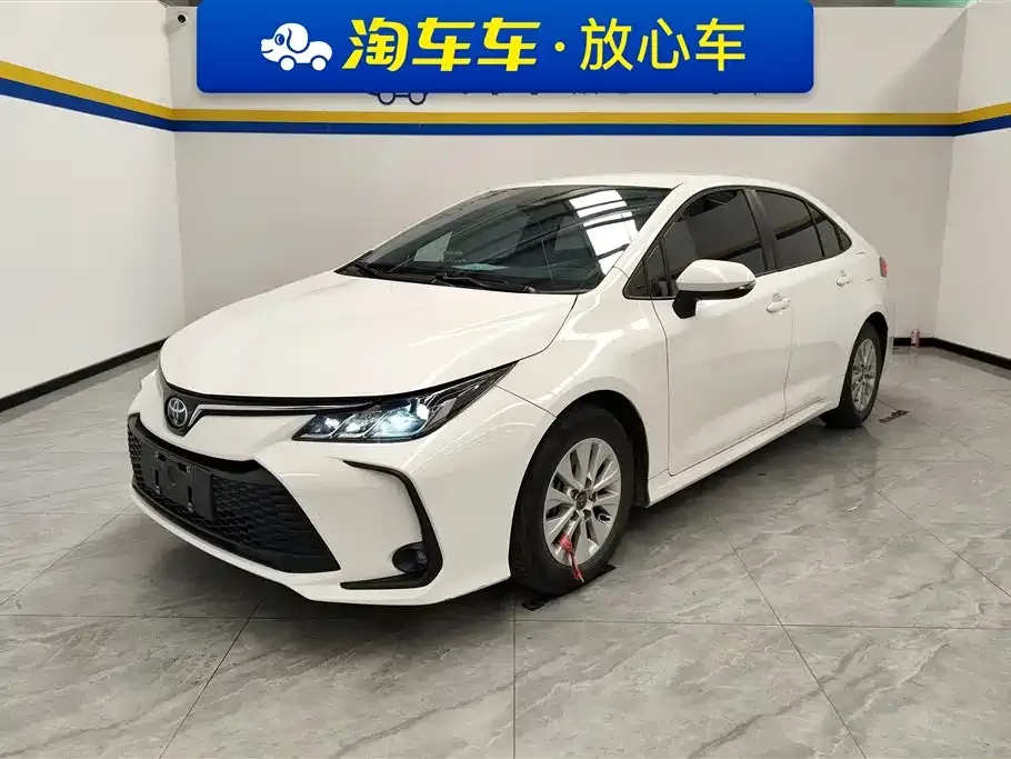 Toyota Corolla 2023 из CN, фото 1