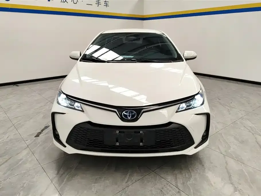 Toyota Corolla 2023 из CN, фото 2