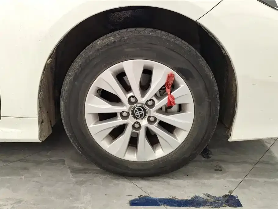 Toyota Corolla 2023 из CN, фото 6