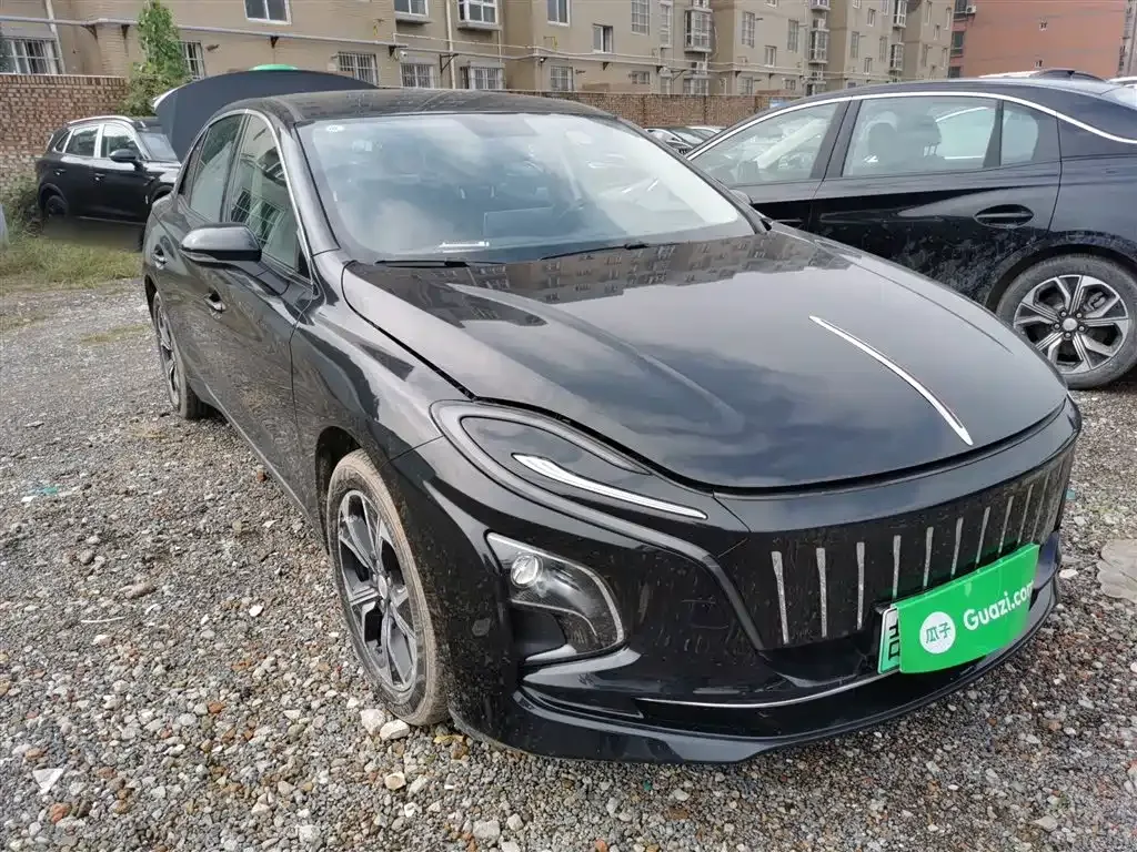 Hongqi E-QM5 2024 из CN, фото 4
