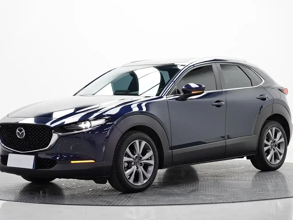 Mazda CX-30 — фото 1