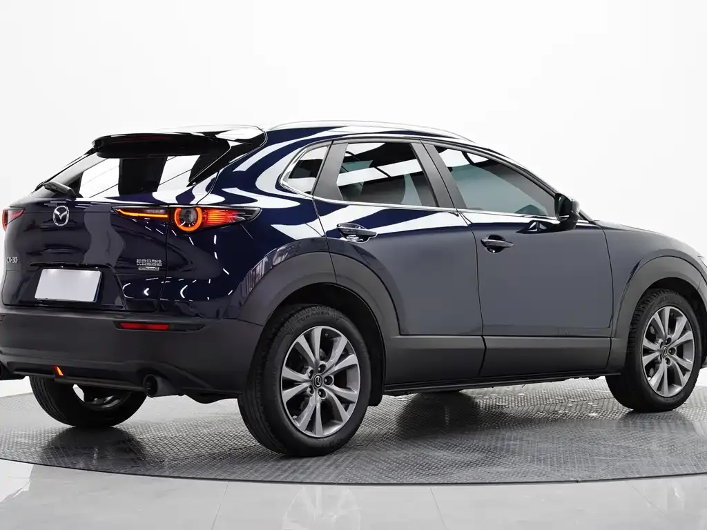 Mazda CX-30 — фото 5