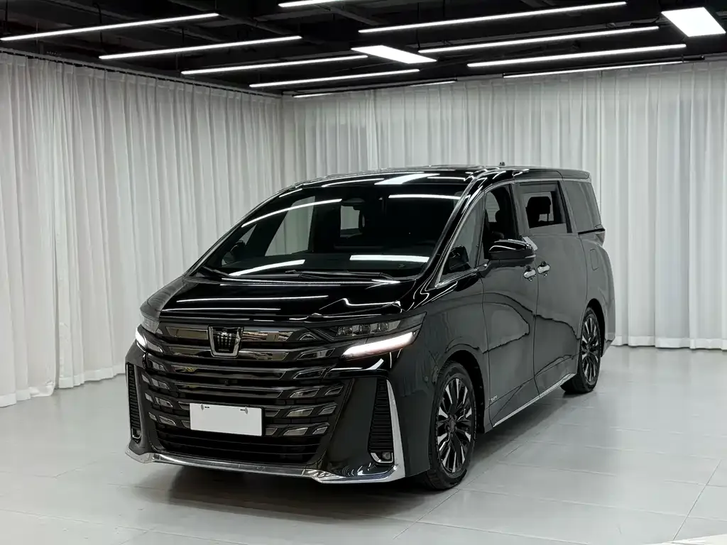 Toyota Vellfire — фото 4