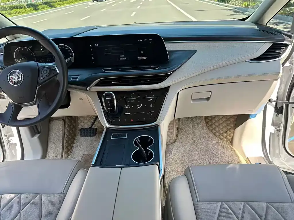 Buick GL8 2022 из CN, фото 8